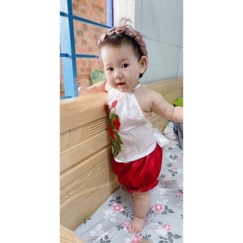 YẾM ĐÀO THÊU HOA SEN CHO BÉ