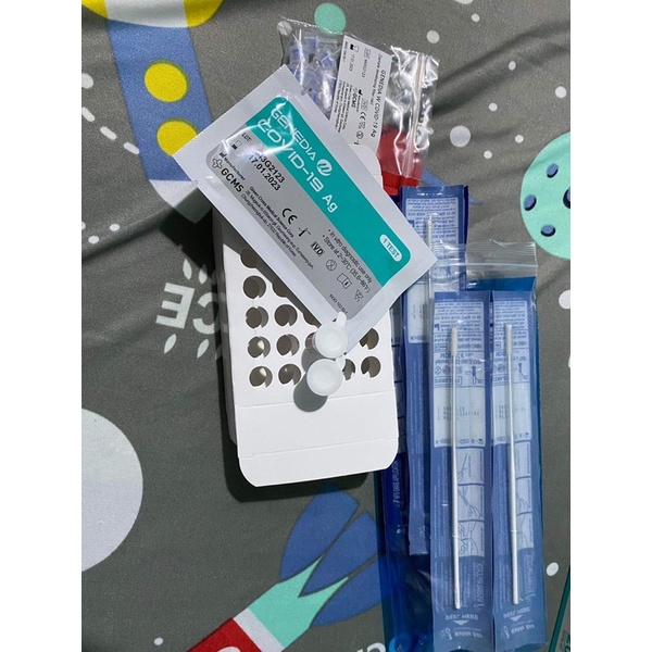 Que test nước bọt Genedia W chuẩn hàn quốc