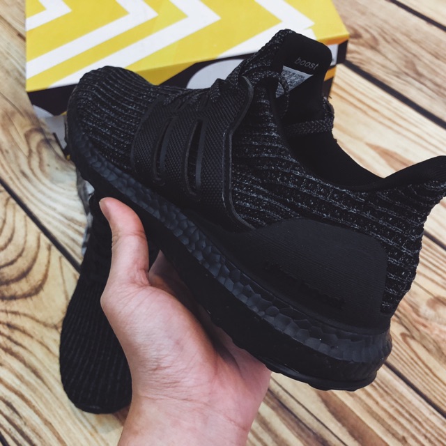 Giày Ultra Boost 4.0 Triple Black Boost ép cao cấp