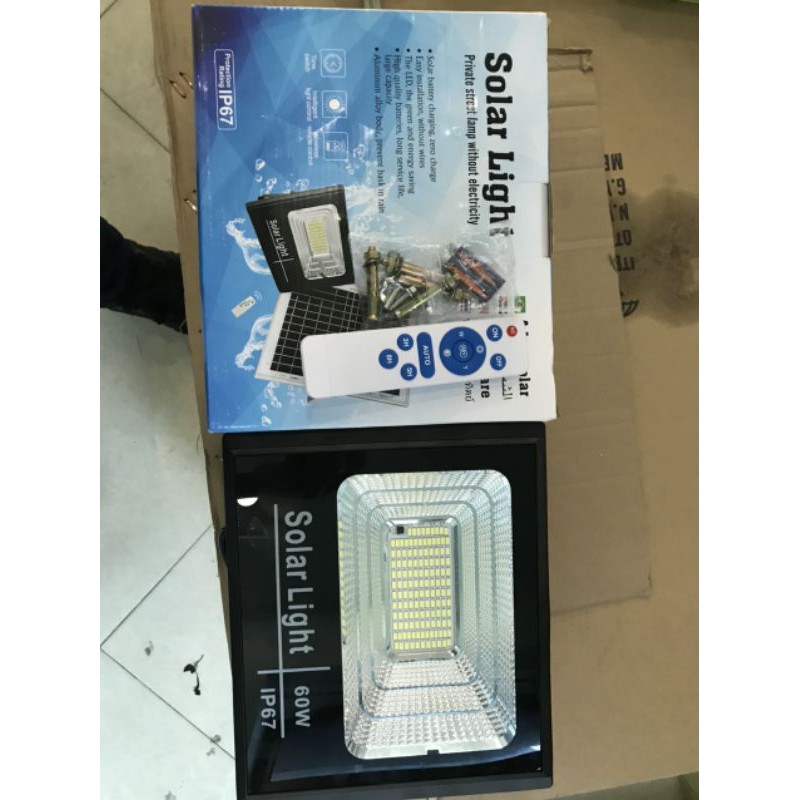 Đèn led pha năng lượng mặt trời 100w