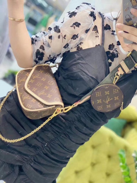 Túi đeo chéo tặng kèm ví tròn mini hoạ tiết hoa nâu hàng fullbox có hộp cấp