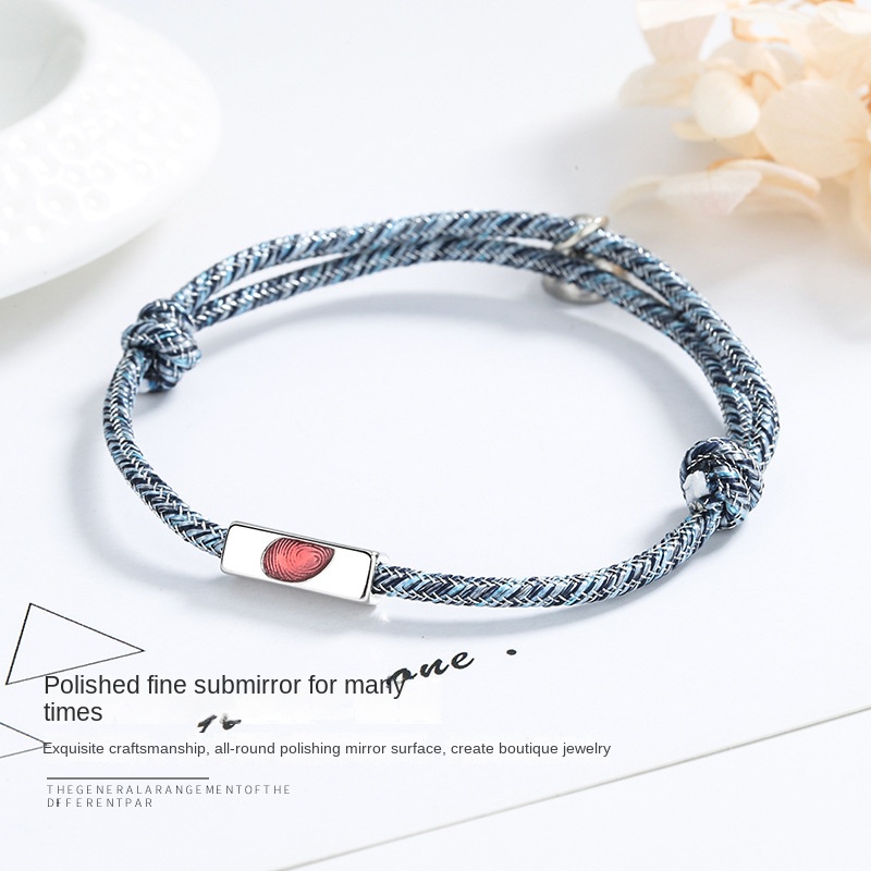 Vòng Tay Dây Bện Mặt Hình Dấu Vân Tay Màu Đỏ Cho Cặp Đôi