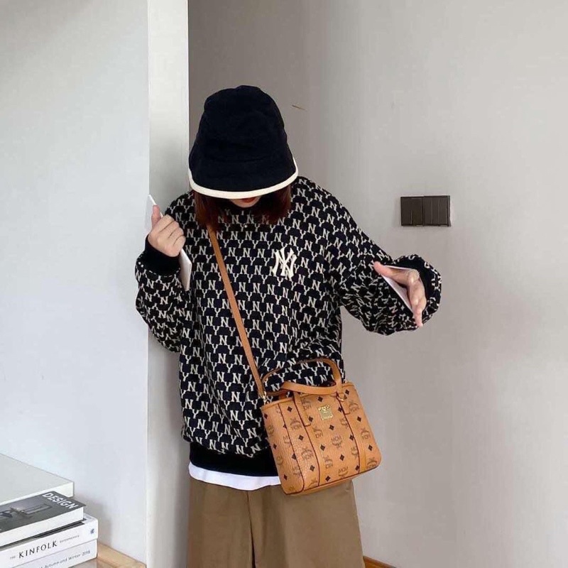 Áo sweater nữ dài tay form rộng M7NY unisex basic 2 màu trắng đen nam nữ, áo nỉ nữ thu đông dài tay chất nỉ đẹp