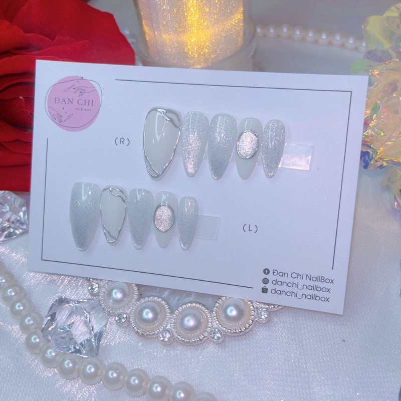 NailBox móng úp thiết kế sẵn Mẫu Thạch Trắng Mắt Mèo Kim Cương