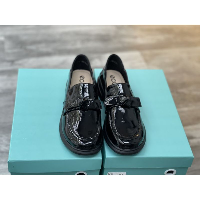 giày lười loafer nữ da thật mũi tròn đế 4cm ecco