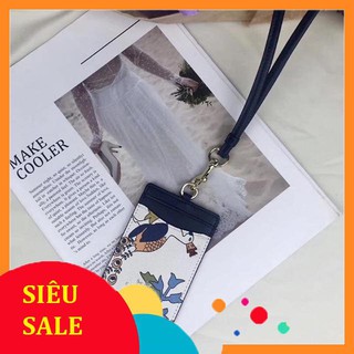 Thẻ đeo nhân viên