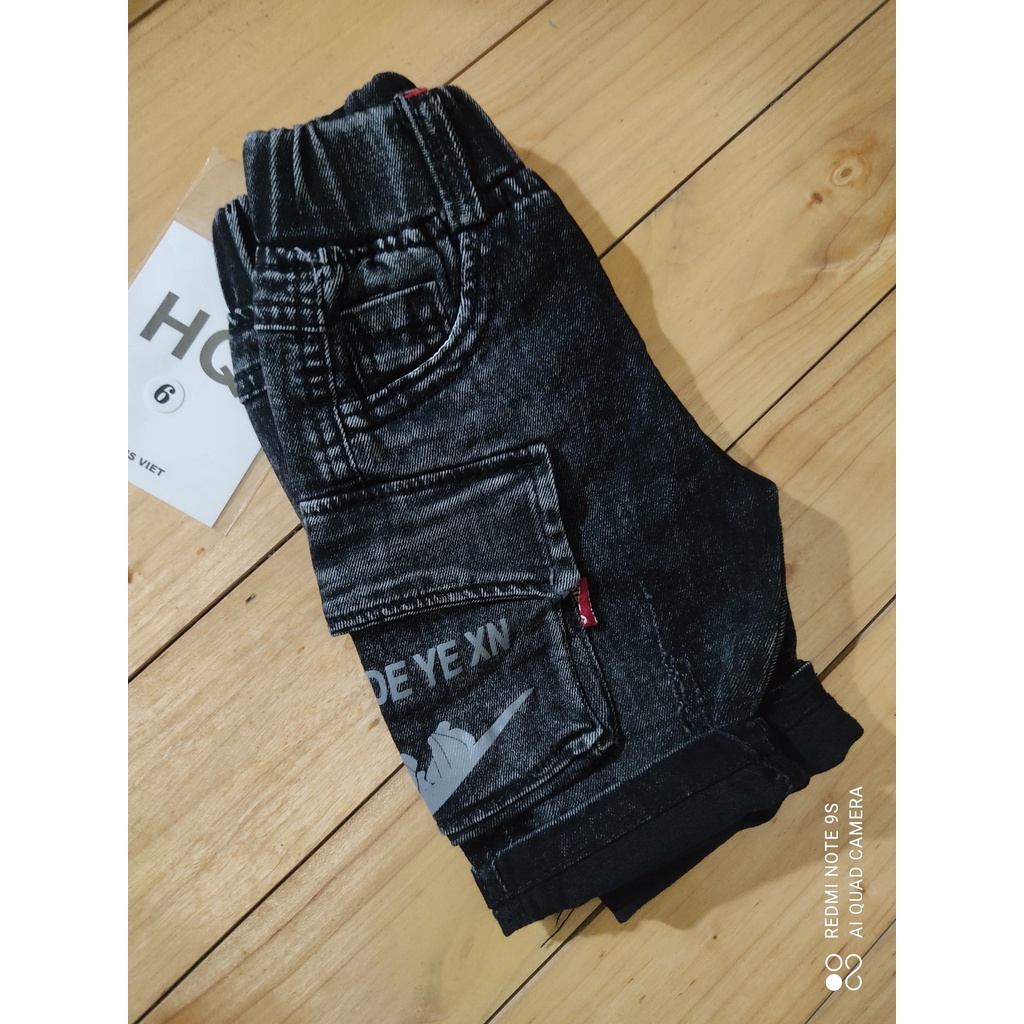 Quần ngố bò  Chất liệu giấy co giãn mềm cho bé trai