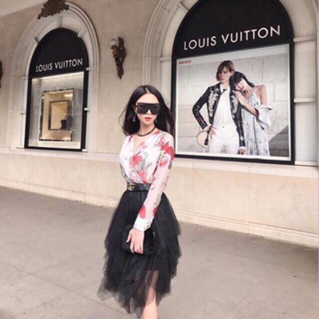 Chân váy tutu đuôi cá xẻ chất đẹp nhiều lớp | BigBuy360 - bigbuy360.vn