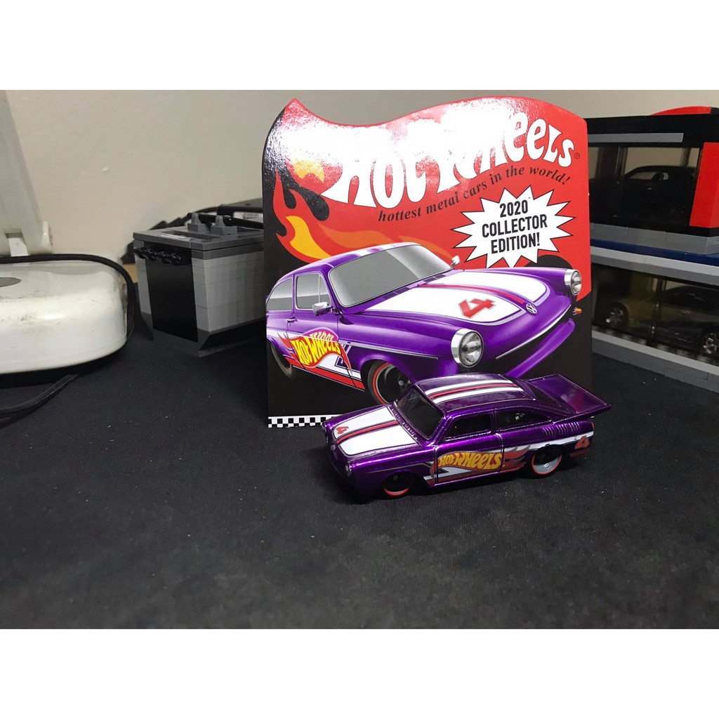 Xe Hotwheels RLC 1965 VOLKSWAGEN FASTBACK (Hàng cực hiếm giới hạn)