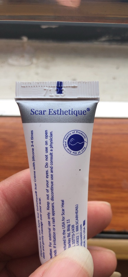 Combo 10 tuyp kem sẹo Scar Esthetique 10g