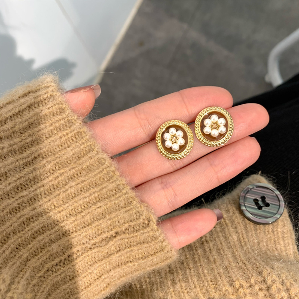 Khuyên tai nữ trang S925 tạo hình độc đáo