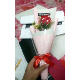 Bó hoa hồng sáp 3lớp 10/1b