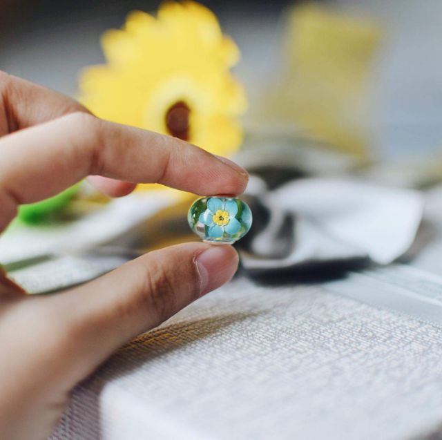 Charm resin lõi bạc 925 Hoa lưu ly (vừa tất cả các vòng tay)
