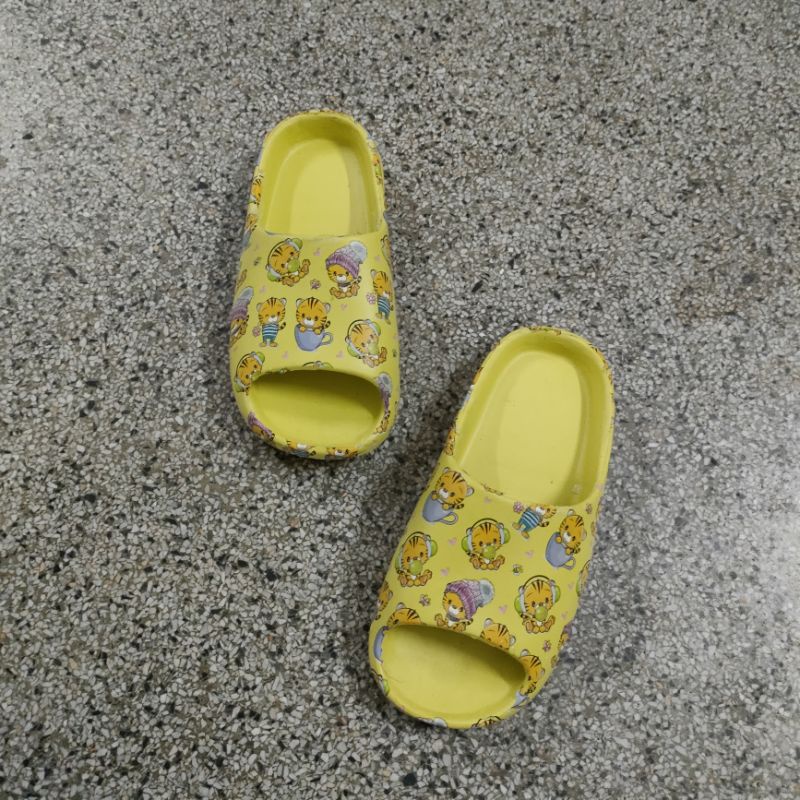 Dép bánh mì cho bé trai - bé gái sz Đại hình cọp cực xinh.