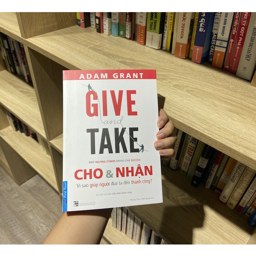 Sách Combo Lợi thế bán hàng + Cú hích + Cho và nhận FirstNews