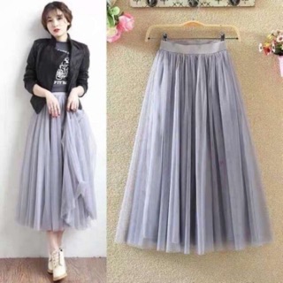 Váy ren nhiều lớp, nữ tính, dễ phối đồ