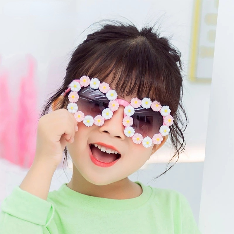 Kính Mát Gọng Hoa Cúc Thời Trang Cho Bé