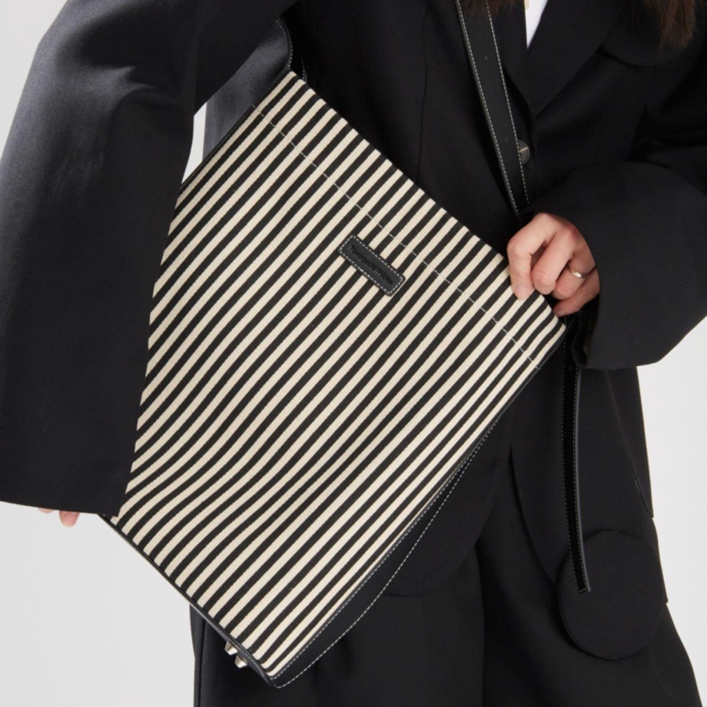 ۞✻Túi Xách Cỡ Lớn Phối Thắt Lưng Họa Tiết Kẻ Sọc Thời Trang