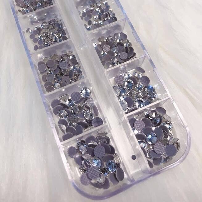 đá YHB siêu sáng siêu rẻ màu trắng