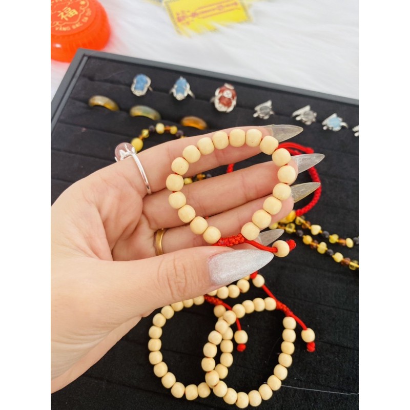 vòng dâu tằm cho bé
