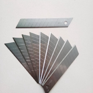 TBTI90- LƯỠI DAO RỌC GIẤY 25MM 0.7MM (5032)