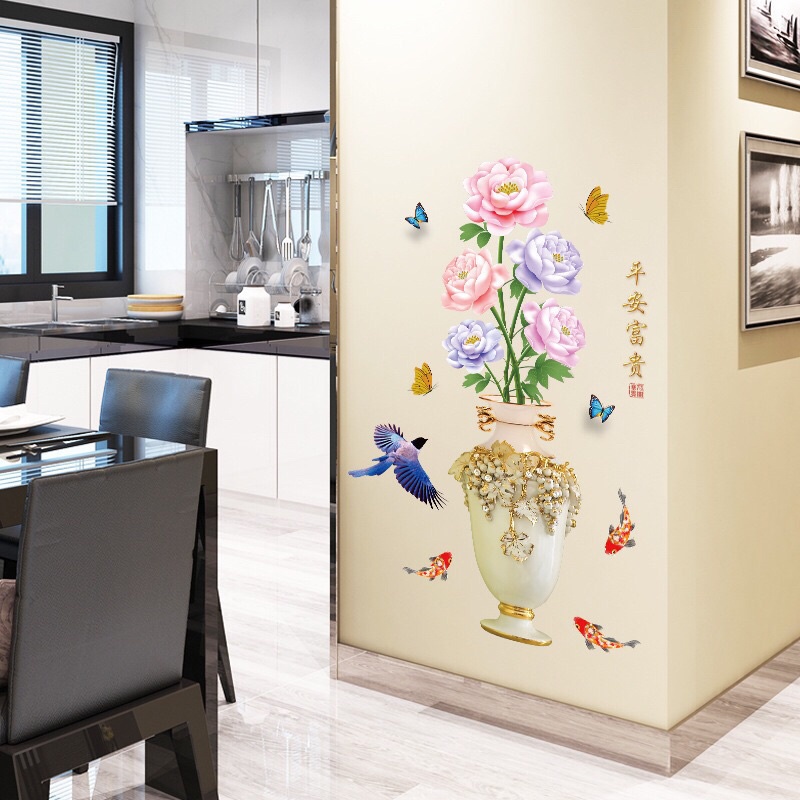 Tranh dán tường bình hoa hồng trang trí phòng khách.