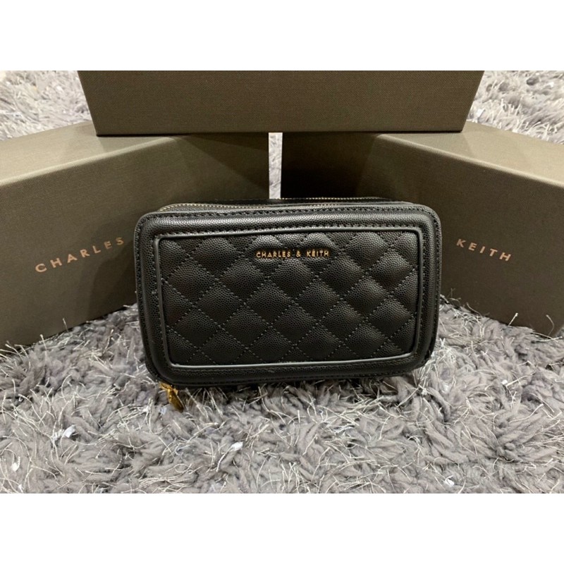 Ví Dài CNK Trám Hộp Hai Khoá Kéo Quilted Long Wallet Hàng Fullbox Có Dây Đeo