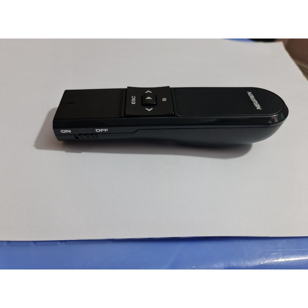 Bút Trình Chiếu Newmen P002  - Hàng Chính Hãng