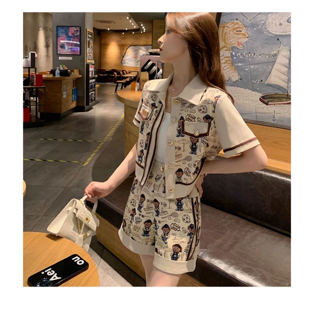 Set đồ 2 món gồm áo sơ mi tay ngắn và quần short thời trang trẻ trung cho nữ