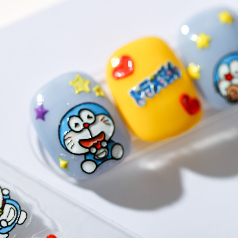 Miếng Dán Trang Trí Móng Tay Trong Suốt Họa Tiết Mèo Máy Doraemon 5D DP-047F