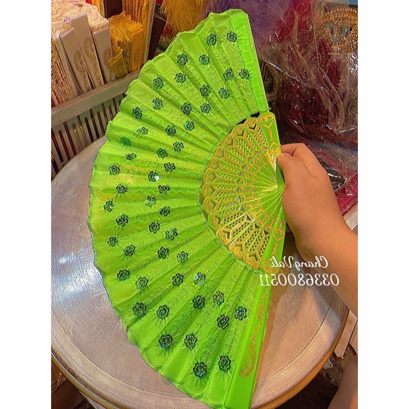 Quạt kim sa trang trí oản tài lộc
