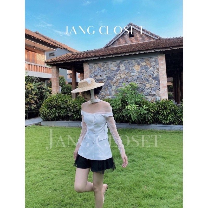 Áo trễ vai trắng Jang closet