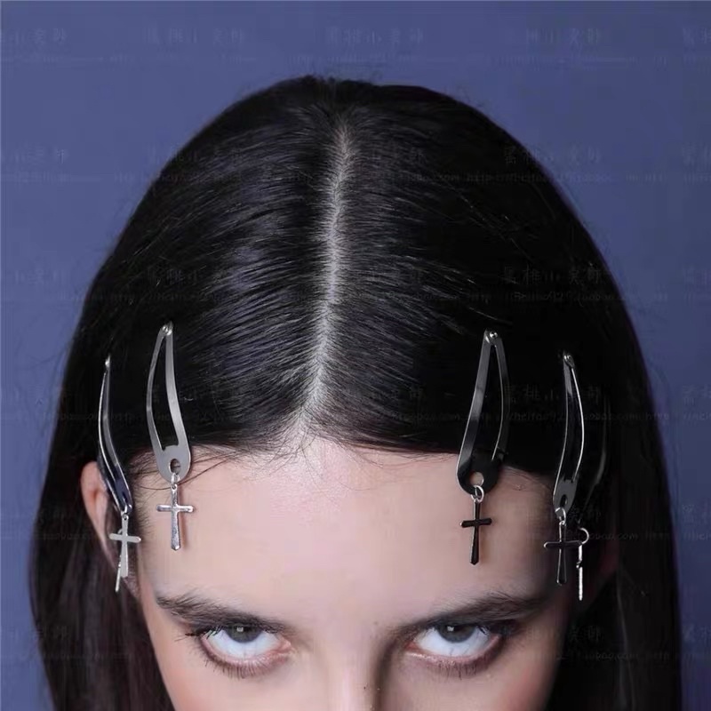 Kẹp tóc mái hình thánh giá và trái tim phong cách unisex