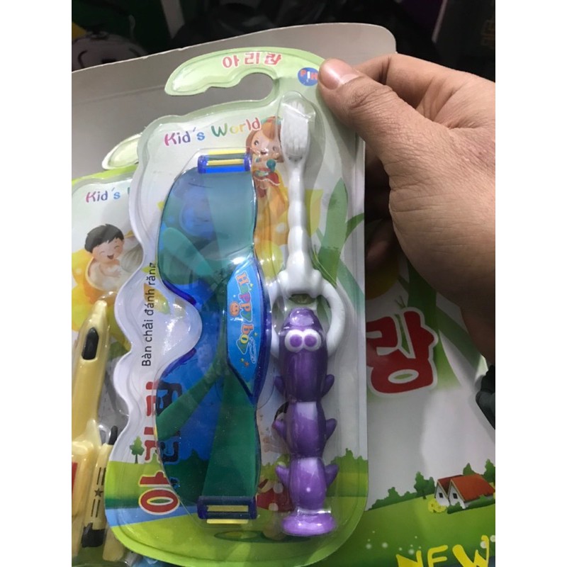 [Rẻ Vô Địch] BÀN CHẢI ĐÁNH RĂNG KÈM ĐỒ CHƠI CHO BÉ KIDWORLD