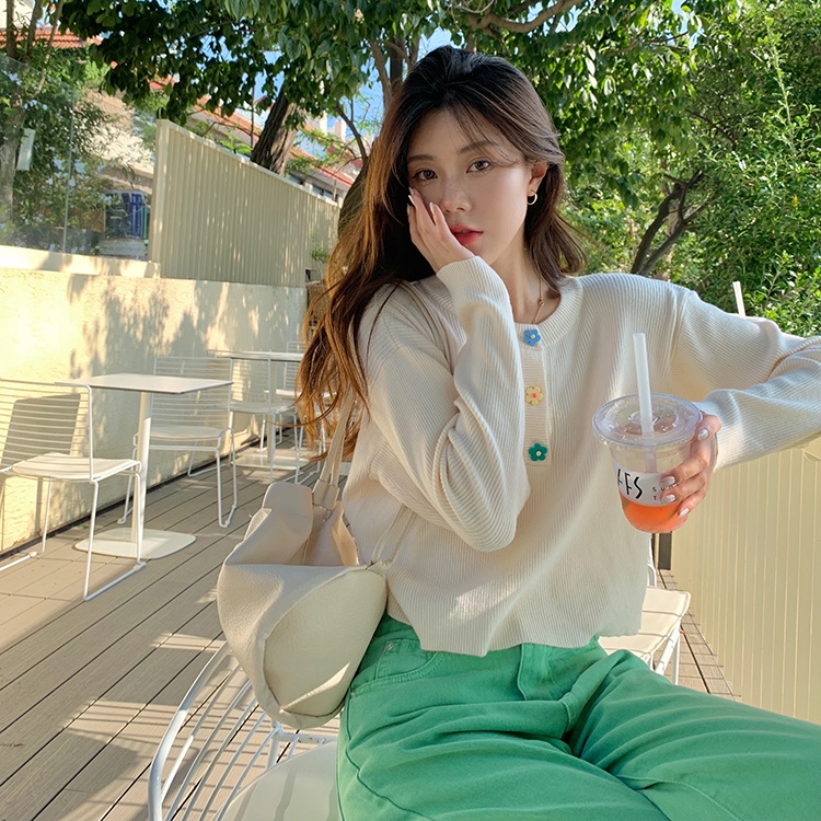 Porozi  Áo sweater tay dài in hoa phối nút phong cách Hàn Quốc cho nữ