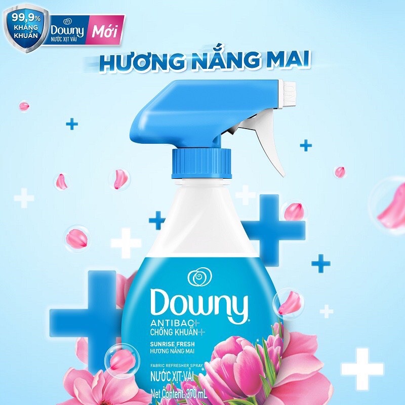 Nước xịt vải DOWNY khử mùi , chống khuẩn 99.9% chai 370ml