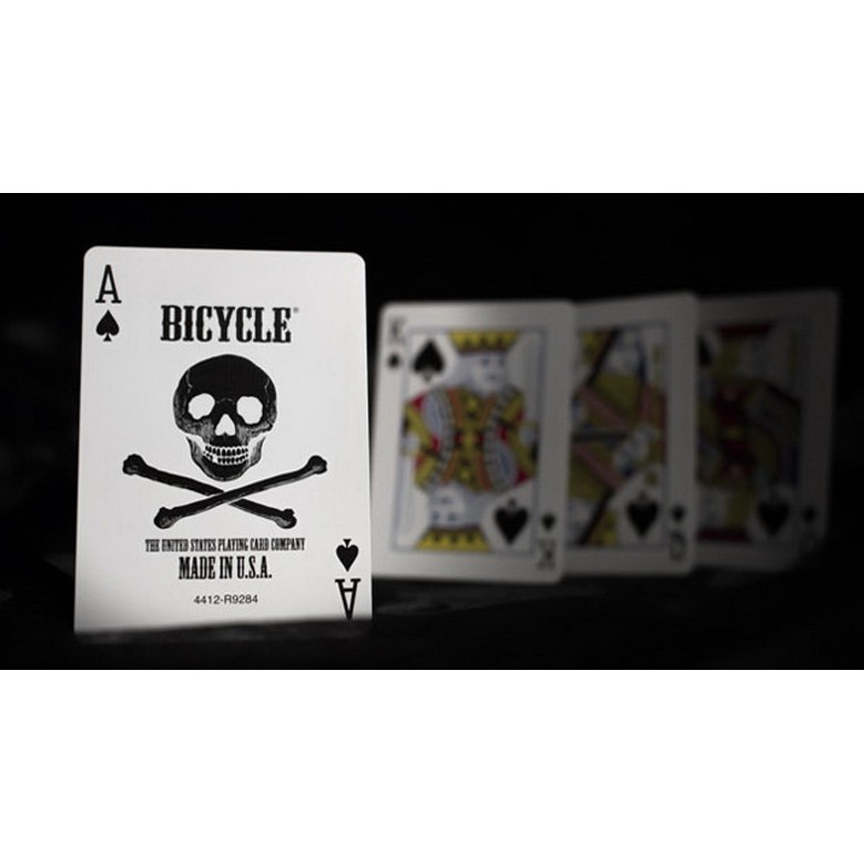 Bicycle Skull Playing Cards Paper Cards Magic Poker Card Magic Trick Collection Card Gaming Card