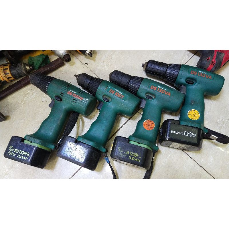 Thanh lý máy như ảnh, hoạt động bình thường, có kèm vỏ pin máy hitachi như hình