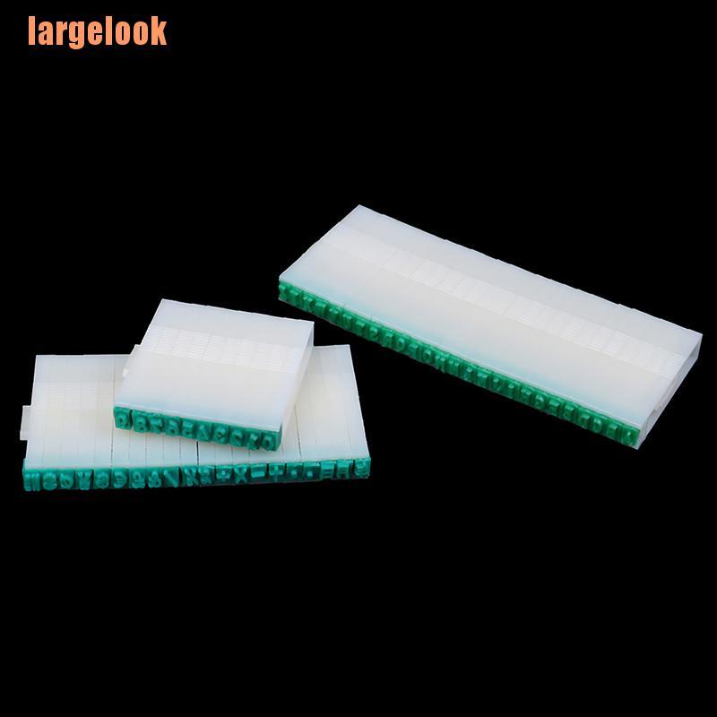 1 Bộ Bảng Chữ Cái Cao Su Lớn Và X