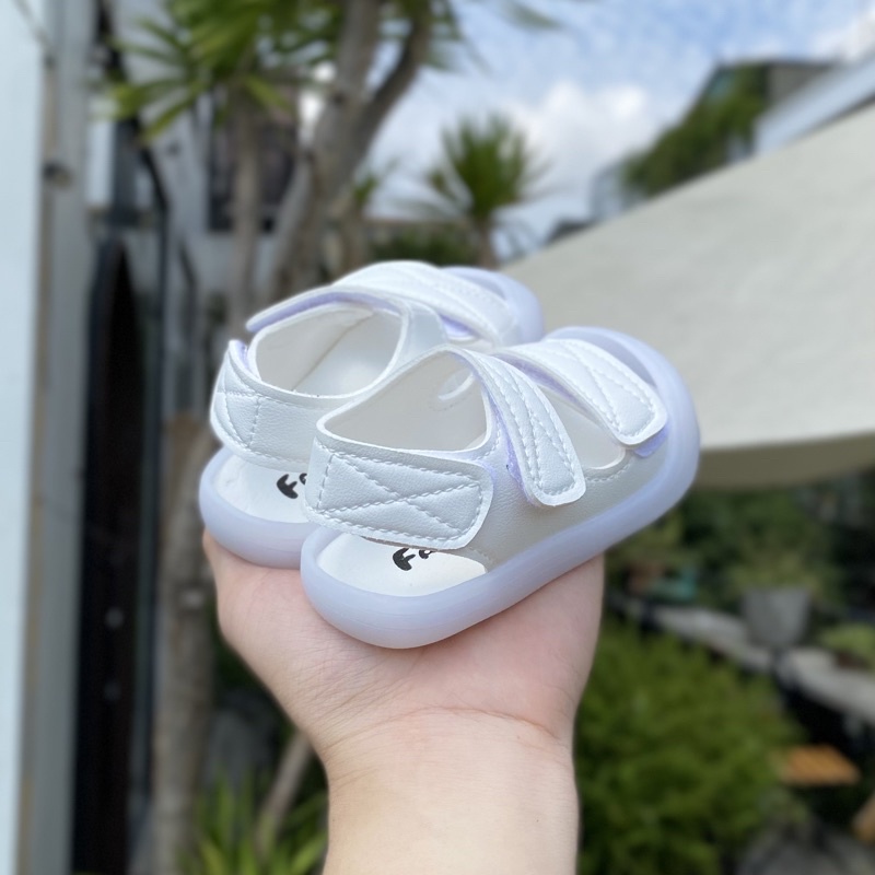 Dép Sandal Tập Đi Cho Bé Trai Từ 1 - 4 Tuổi Quai Dán Ngang Đế Mềm Nhẹ Êm Chân (Dép 601)