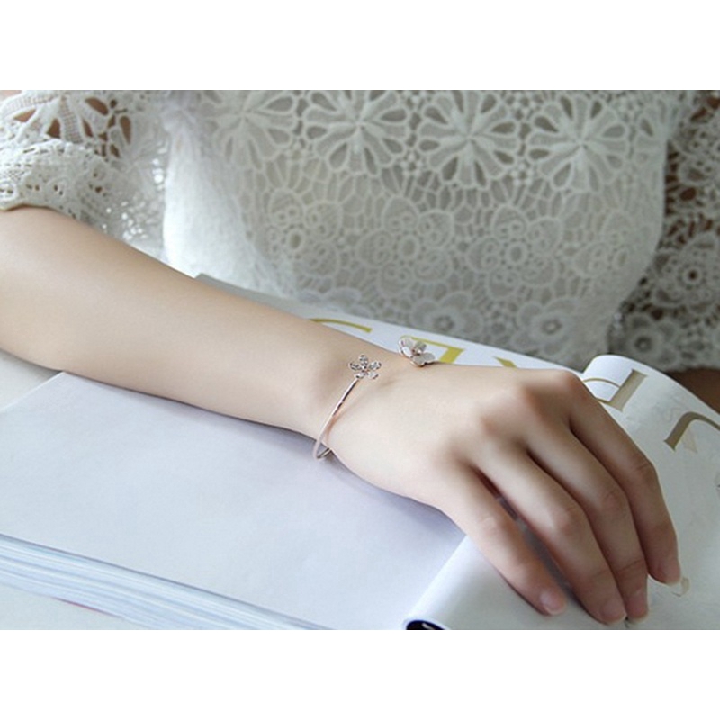 Vòng đeo tay đính đá pha lê hình hoa xinh xắn thời trang cho nữ