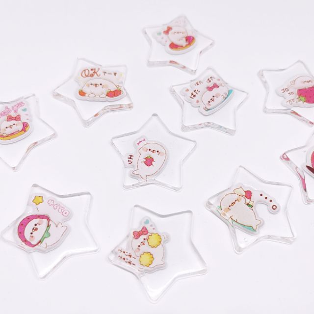 Charm ngôi sao có sticker nổi