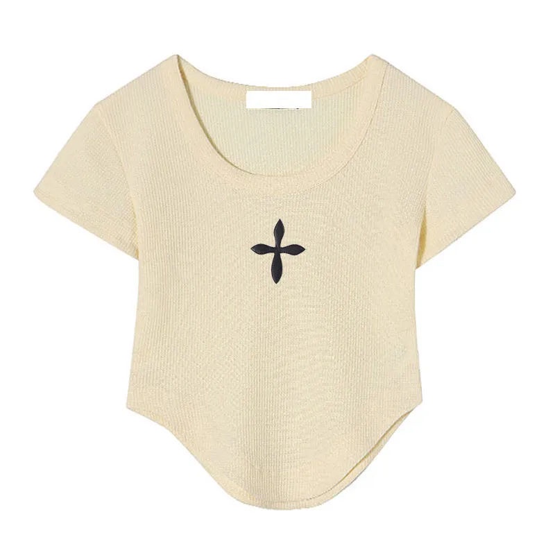 Áo thun COZOKC tay ngắn cổ chữ U phối họa tiết thời trang