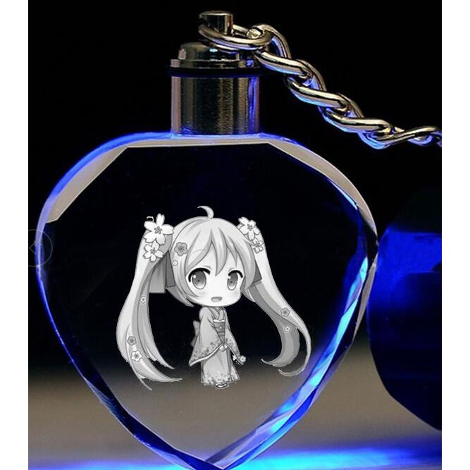 Móc khóa pha lê thủy tinh có đèn led 7 màu (đổi màu) in hình Miku, anime chibi cực cute cực đẹp