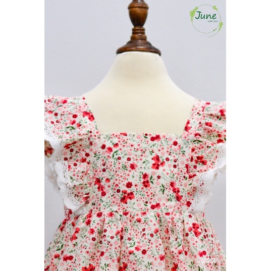 VÁY ĐẦM HOA NHÍ ĐỎ BÈO CÁNH TIÊN BÉ GÁI