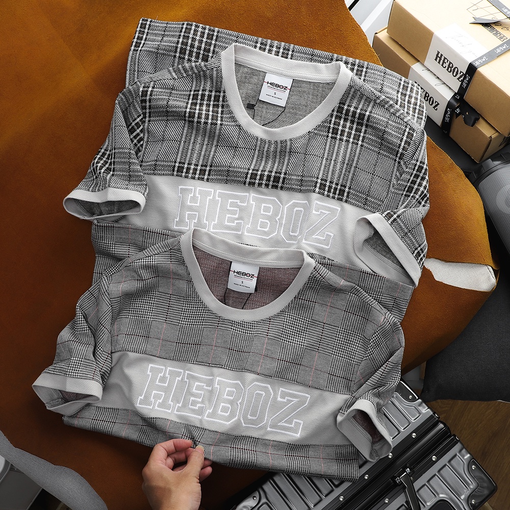 Áo thun nam cổ tròn HEBOZ chất vải dệt caro, phối thêu chữ cao cấp 2M - 00001207
