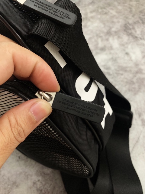Mini bag EQT màu đen | BigBuy360 - bigbuy360.vn