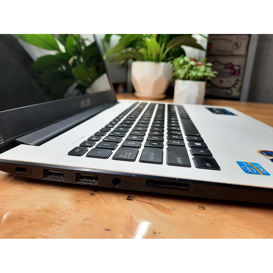 Laptop Asus X502 i3 3217 ram 4g hdd 500 Máy trắng. mỏng nhẹ