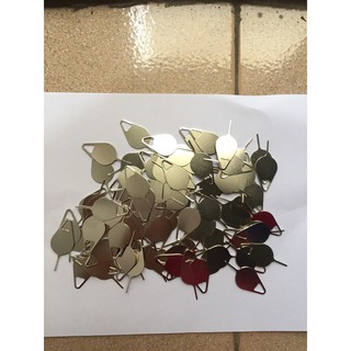 Que chọc sim điện thoại