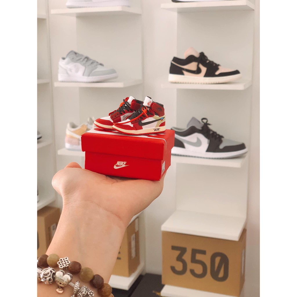 Móc khóa giày sneaker 🔥TẶNG BOX🔥 Móc khóa mini sneaker Nike Air Jordan tỉ lệ 1:6